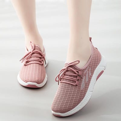 Sportschoenen Dames Lente Nieuwe Moederschoenen Dames Casual Wandelschoenen Hardlopen Vliegend Geweven Schoenen 40 beige
