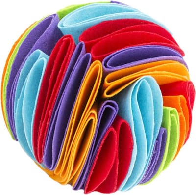 Hond Snuffelbal - Voedsel Lek Speelgoed - Mentale Stimulatie - Duurzaam Viltmateriaal - 150 Gram - Meerdere kleuren