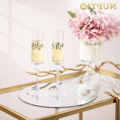 Elegante Champagneglazen voor Bruid en Bruidegom: Gepersonaliseerde Set van 2 voor Verloving, Huwelijk en Speciale Gelegenheden