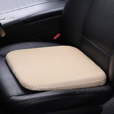 KZQ Beige Wigvormig Zitkussen voor Autostoel Memory Schuim Verhoger voor Volwassenen Beter Zicht Comfortabel Kussen voor Billen en Rug 10 cm Dik