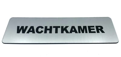 Deurbordje met tekst Wachtkamer incl. 3M-tape plakstrip - Namengigant Deur Tekstbordje - Deur - incl. 3M-tape plakstrip - Bordje - RVS Look - 150 mm x 50 mm x 1,6 mm - 5 jaar Garantie
