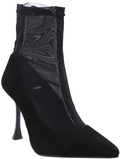 March 23 - Schoenen - Zwart - Vrouwen - Maat 37 -