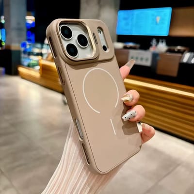 MagSafe Case met Lensbescherming & Standaardfunctie Goud - Hoesje Geschikt voor: iPhone 17 Pro