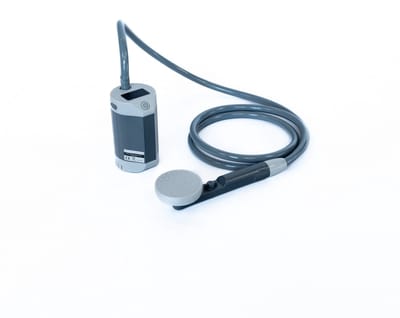 EveBase® Elektrische Campingdouche - Buitendouche - Tuindouche - Oplaadbaar - Draagbaar - Slanglengte van 200 cm - Geschikt voor Kamperen, Buitenactiviteiten, Reizen en Meer - Grijs