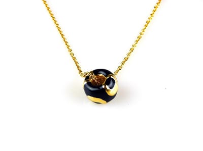 model Giada ketting in zilver verguld met hanger bol blauwe email