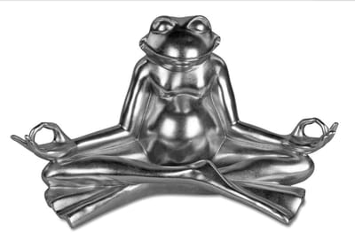 Kikker - XXL - Yoga- Polyserin- Zilver - 45x25x26cm - Beeld - Decoratie