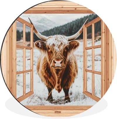 WallCircle - Wandcirkel - Muurcirkel - Schotse Hooglander - Landschap - Landelijk - Bergen - Winter - Doorkijk - Aluminium - Dibond - 140x140 cm - Binnen en Buiten