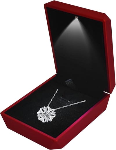 Elegante Hanger Kettingdoos met LED Licht, Luxe Fluwelen Cadeauverpakking voor Verloving, Bruiloft en Verjaardag, 7 * 9 * 3.2cm, Rood