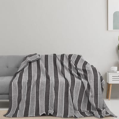 Super Zachte Fleece Plaid Grijs Gestreept - Pluizige Flanellen Dekens voor Bank en Bed - 150x130 cm