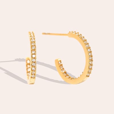 Bijoutheek Oorknoppen Halve Hoop Zirconia Steentjes Fijn Goudkleurig