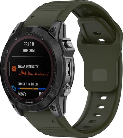 Strap-it Outdoor siliconen bandje - geschikt voor Garmin Fenix 5 (Plus) / Fenix 6 (Pro) / Fenix 7 (Pro - Sapphire - Solar) / Fenix 8 - 47mm / Quatix 5 - 6 - 7 / Epix Gen 2 - 47mm / Forerunner 745 / 935 / 945 / 955 / 965 (legergroen)