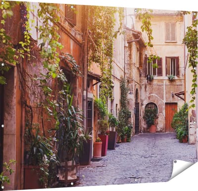 Gards Tuinposter Straatje in Rome met Groene Planten - 150x120 cm - Tuindoek - Tuindecoratie - Wanddecoratie buiten - Tuinschilderij