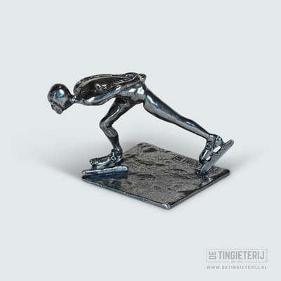 Schaatser - Schaats beeldje - Schaatscadeau - Schaatstrofee - Geschenk schaatser - Sportsculptuur - Handgemaakt sportbeeldje