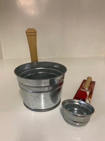 Saunia - Sauna emmer - ouderwets model - met bijpassende lepel