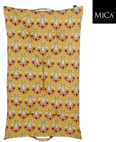 Mica Decorations Helene Matraskussen – 100 x 60 x 8 cm – Oker