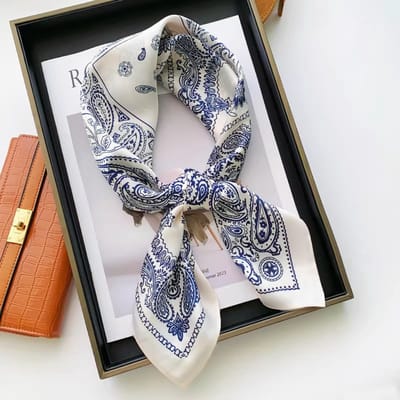 Zijden sjaal-stijl zijden sjaal voor dames - Kleurblokkenprint - Fris en delicaat - Decoratieve shawl over shirts L7386 - Beige 70*70 CM