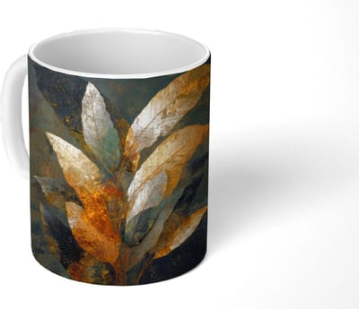 Mok - Koffiemok - Gouden Bladcompositie – Botanische Luxe - Mokken - 350 ML - Beker - Koffiemokken - Theemok
