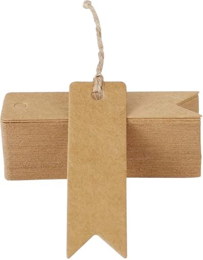 Labels - set van 100 labels smal bruin 7x2 cm. - stevig karton - prijslabels - cadeaulabels - met voorgestanst gaatje