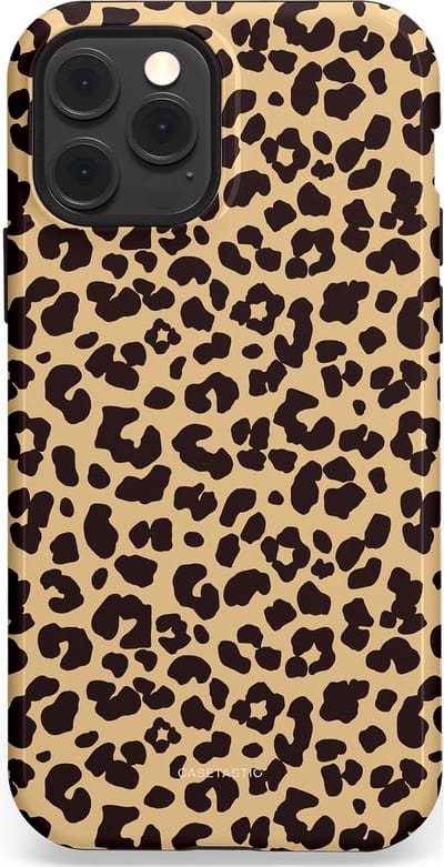 Casetastic Hoesje Geschikt voor Apple iPhone 12/12 Pro Magsafe - Stijlvolle Beschermende Duo-layer Case - Wild