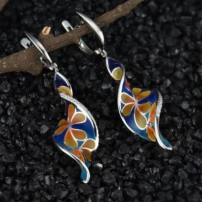 Boucles d'Oreilles Longues Moyennes Fleur d'Œuf Hawaïenne Style Vintage Européen Américain Pendentif en Gel Goutte de Haute Qualité Thème National black