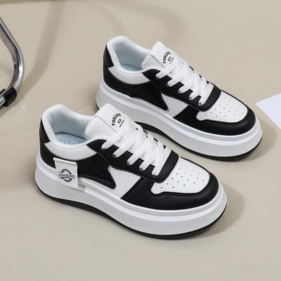 Witte Schoenen voor Dames Nieuwe Herfst Studenten Alles-Match Casual Ins Mode Schoenen Dikke Zool Mode Sneakers 37 zwart