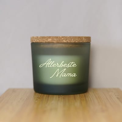 Bolsius Geurkaars Allerbeste Mama - Botanic Freshness - Groen Glas - Cadeau Mama - Moederdag - Moederdag Cadeautje - Moederdag Cadeau voor Mama