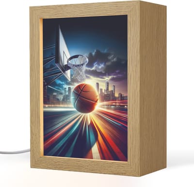 Nachtlampje 15x20 cm - Kinder lampje - Basketbal - Sport - Basket - Stad - Tafellamp kinderkamer - Slaapkamer lamp - Bedlamp kinderen - Kinderlampje stopcontact - Wandlamp babykamer - Nachtlampjes