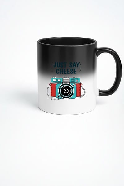 Magic Mug "Just Say Cheese" - Zwart naar Wit Warmtegevoelige Mok met Camera Design