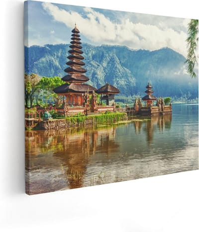 Artaza Canvas Schilderij Ulun Danu Bratan - 50x40 cm - Muurdecoratie Bali - Wanddecoratie Bergen - Kamer Accessoires