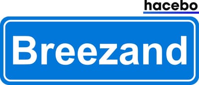 Hacebo - Plaatsnaam Sticker - 29x10 CM - Breezand sticker - Verkeersborden sticker - grappige cadeaus - Breezand