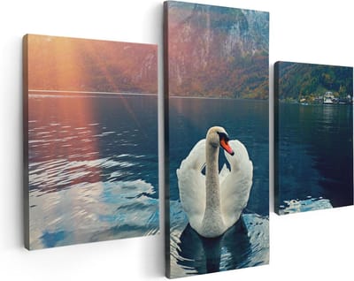 Artaza Canvas Schilderij Drieluik Zwaan op het Water in de Bergen - 90x60 - Foto Op Canvas - Canvas Print