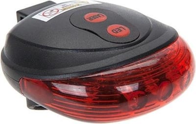 Summit Achterlicht Met Laser Pursuit Batterij Led Zwart