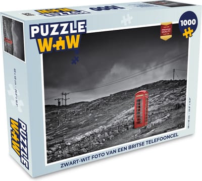 Puzzel Zwart-wit foto van een Britse telefooncel - Legpuzzel - Puzzel 1000 stukjes volwassenen