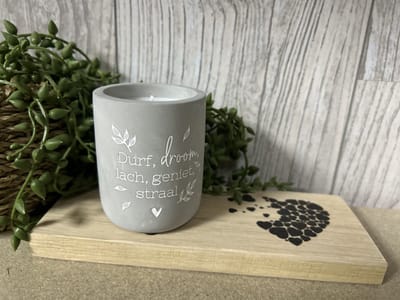 Creaties van Hier – Cement Candle Durf, droom... met houten plankje - 8 cm – Cement – Kaars