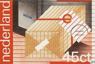 Briefkaart met afbeelding 100 jaar Pakketpost postzegel