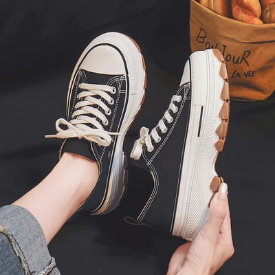 Canvas Damesschoenen Japanse Dikke Zool Verhogende Schoenen Lente en Zomer Nieuwe Golvende Zool Ronde Neus Vetersluiting Klassiek Veelzijdig Damesschoenen 37 white