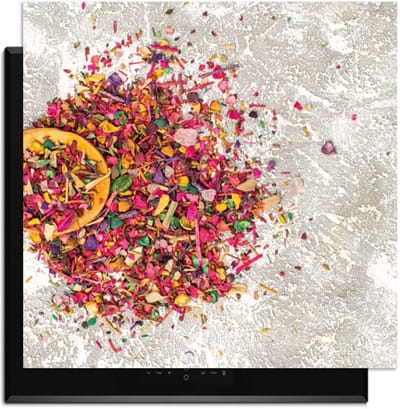 KitchenArt - Spice Delight – Inductie Beschermer - 59x52 cm - Kookplaat Beschermer - Luxe Afdekplaat Inductieplaat - Anti-slip & Oprolbaar - Beschermmat Inductiekookplaat
