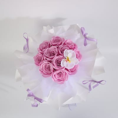 La Roselle Amsterdam Kunstbloemen Boeket – Geurende Lichtroze Kunstrozen met Orchidee met strikjes