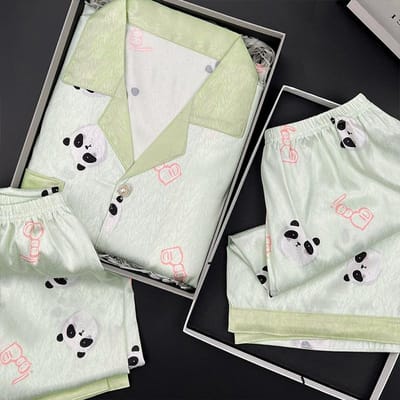 Chinese Panda Print Twill Driedelige Damespyjama Korte Mouw Kralen Knoop Dames Loungewear Lente Casual XXL white