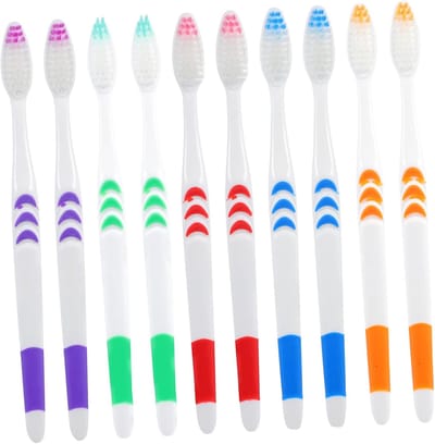 Wegwerp Tandenborstels - Reis Tandenborstels - Hygiënische Mondzorg - Zachte Haren - 30 Stuks - Diverse Kleuren
