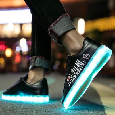 Nieuwe USB oplaadbare lichtgevend met verlichting voor dames heren LED-schoenen met verlichte zool Volwassenen dame Pijldiagram Wit 44