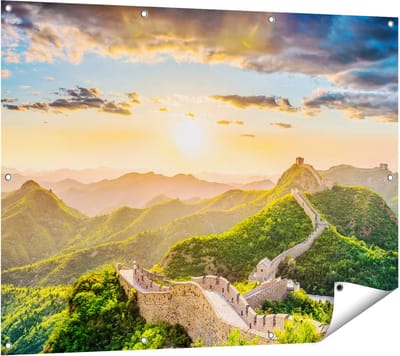 Gards Tuinposter De Chinese Muur door de Bergen met Zon - 120x90 cm - Tuindoek - Tuindecoratie - Wanddecoratie buiten - Tuinschilderij