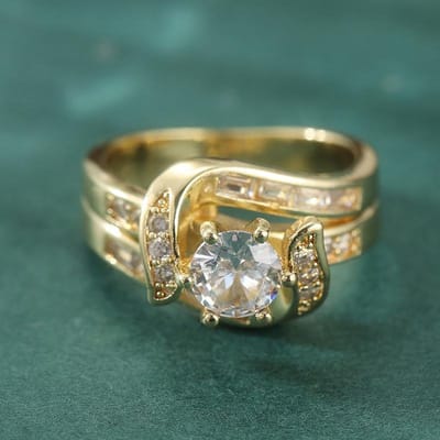 Bague Dorée Promise Éblouissante Élégante Incrustée de Zircone Synthétique pour Femmes Bijoux Accessoires de Mariage Anniversaire Luxueux Exquis 6&Gold-color beige