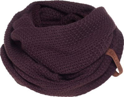 Knit Factory Coco Gebreide Colsjaal - Ronde Sjaal - Nekwarmer - Wollen Sjaal - Paarse Colsjaal - Dames sjaal - Heren sjaal - Unisex - Aubergine - One Size