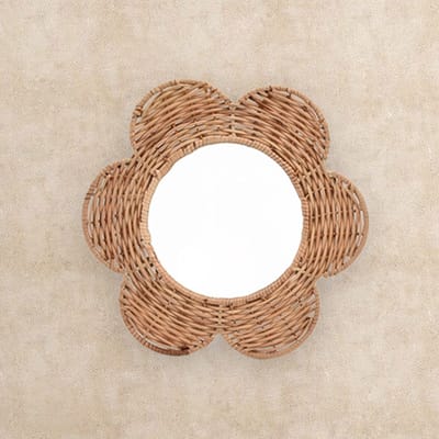 Dailygoods- Wandspiegel Ronde Vorm - Natuurlijke Rotan - Cosmetische Spiegel - Wanddecoratie - Dunne Lijst - Afmetingen 28,5 x 25,5 cm - Decoratiespiegel