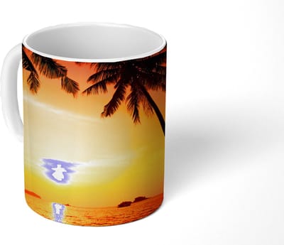Mok - Koffiemok - Palmboom - Zonsondergang - Strand - Oranje - Tropisch - Mokken - 350 ML - Beker - Koffiemokken - Theemok