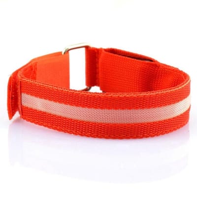 *** 1 Stuk Reflecterende Hardloop Verlichting - Hardloop Fiets Sport Armband Met LED Lampjes - Veilig over straat - van Heble® ***