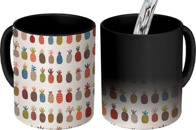 Magische Mok - Foto op Warmte Mokken - Koffiemok - Ananas - Regenboog - Retro - Fruit - Magic Mok - Beker - 350 ML - Theemok