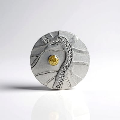 Cavill - Zilveren Hanger - 925 Sterling Zilver Geplatineerd - Gele Zirkoon 0.39 ct & 22 Zirkonen 0.15 ct - Modern Slangenpatroon