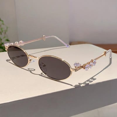 Klassiek Luxe Designer Stijl Stijl Klein Duurzaam Metaal Metaal Brilmontuur Montuur Ovaal Diamant Zonnebril Brillen Dames Voor Mannen Zon Zonnebrillen